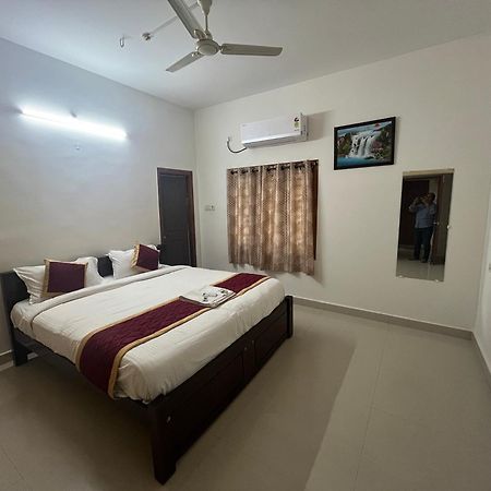 Nanda Mohan Homestay- Luxuries Ac Apartment Close To Alipiri Foothills-Kapila Teertham And Iskcon Temple Tirupati Exterior foto