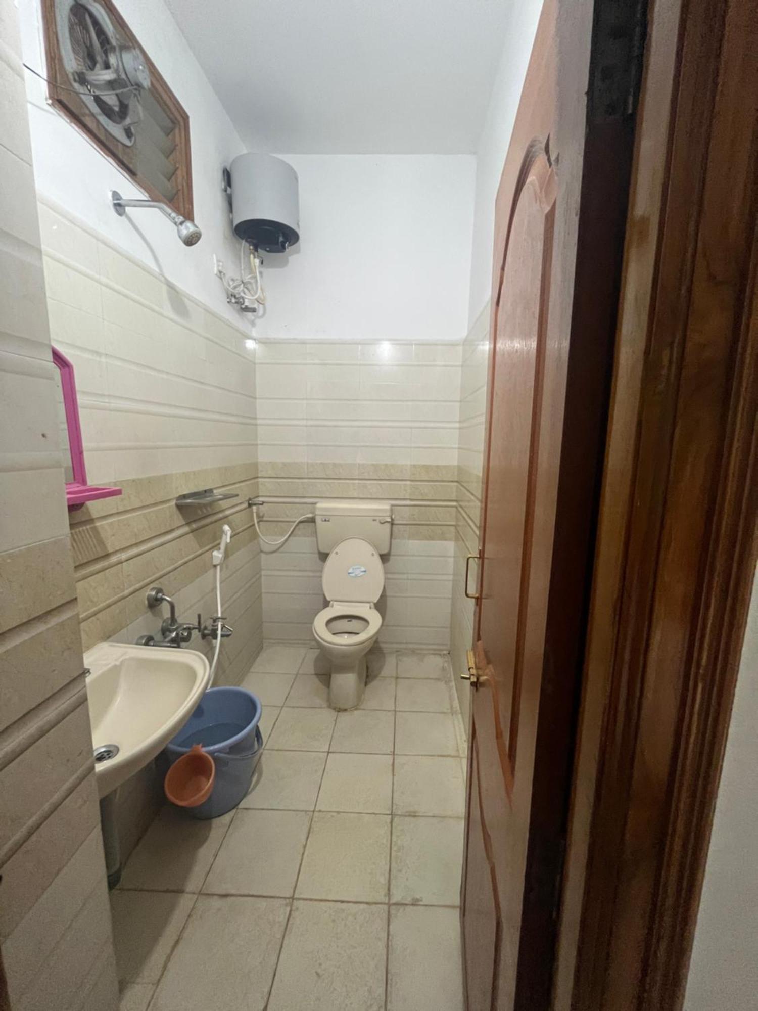 Nanda Mohan Homestay- Luxuries Ac Apartment Close To Alipiri Foothills-Kapila Teertham And Iskcon Temple Tirupati Exterior foto